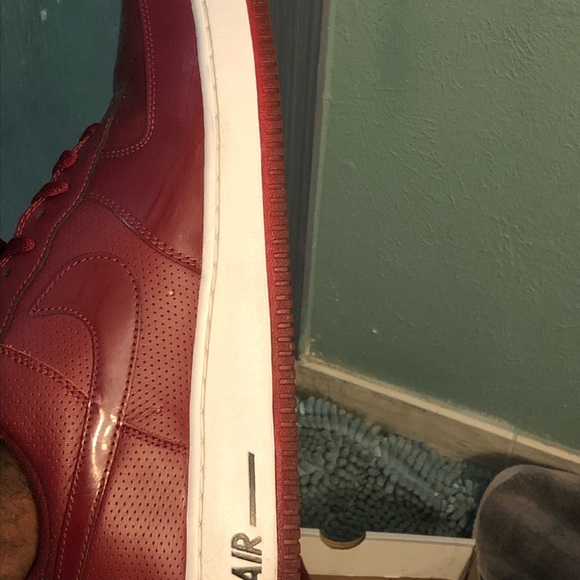 **RARE** NIKE AIR FORCE 1 07' TEAM RED MENS SIZE 12 NEW IN BOX!!! - Picture 12 of 16